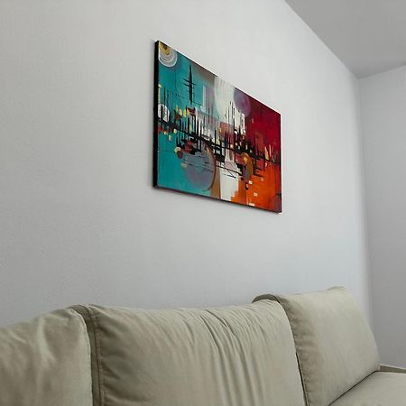Olis Place Тирана Экстерьер фото
