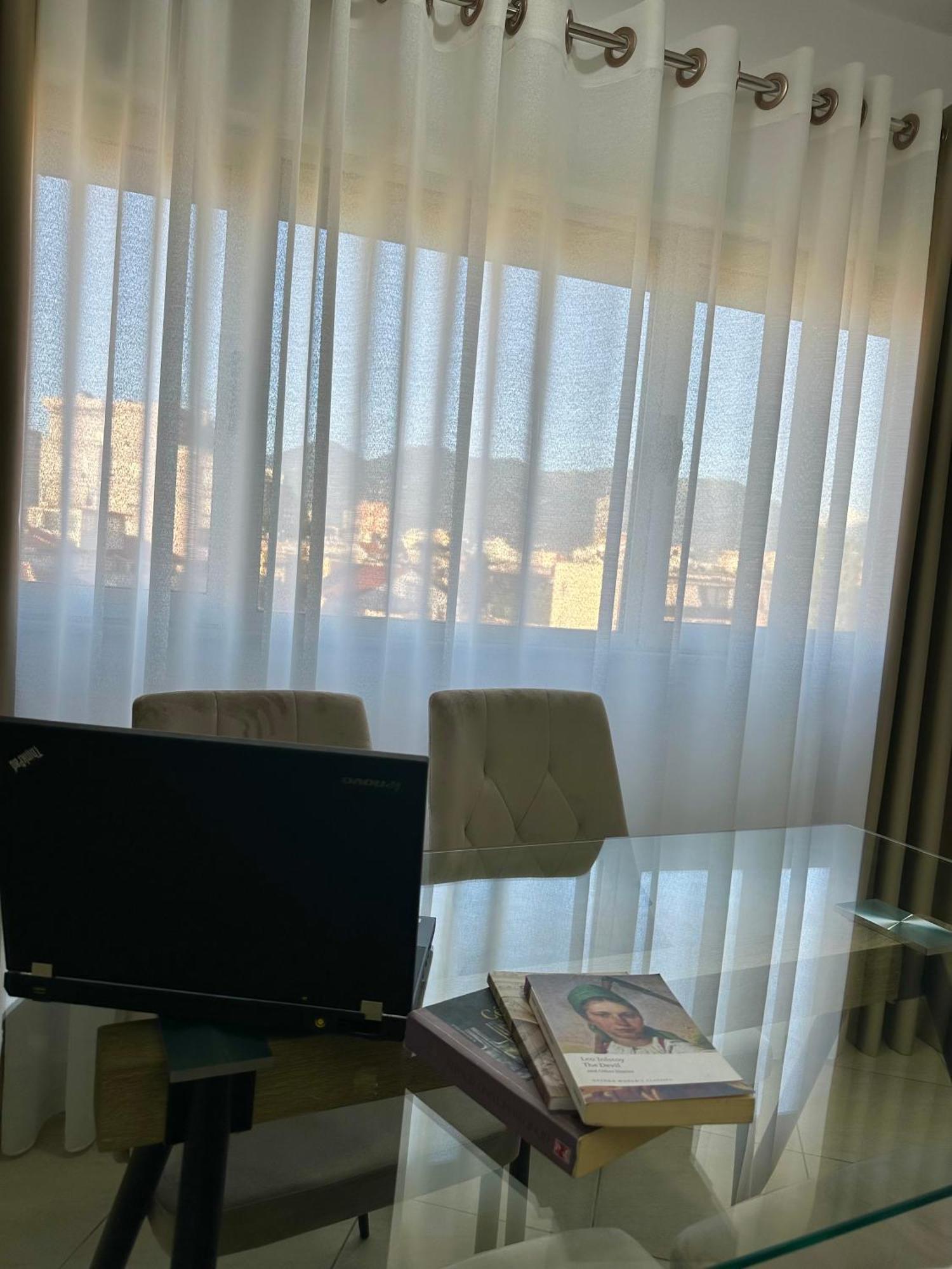 Olis Place Тирана Экстерьер фото